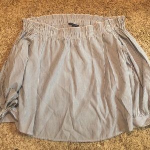 Off the shoulder blue&white striped shirt